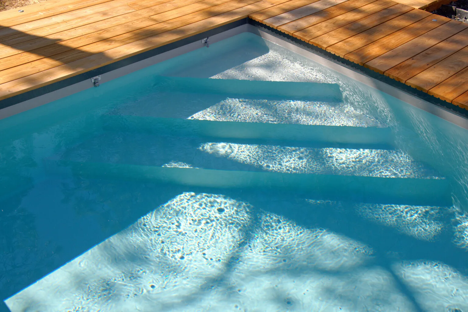 piscinalis-escalier-angle