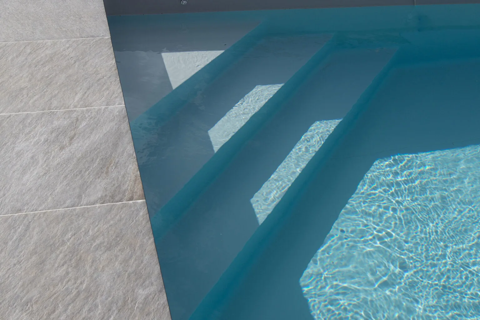 piscinalis-escalier-angle-2