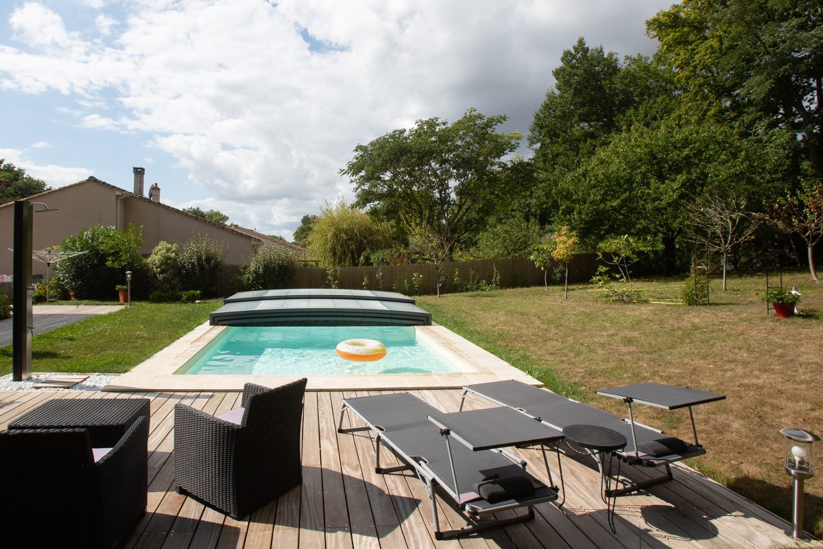 Abri plat discret et design